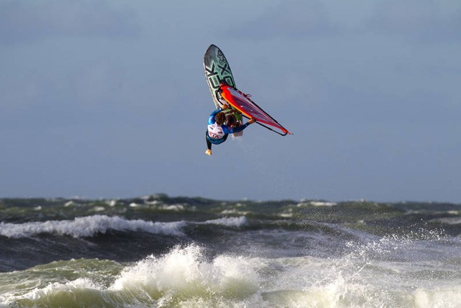 Bruch back loop - 2012 PWA Cold Hawaii World Cup ©  John Carter / PWA http://www.pwaworldtour.com